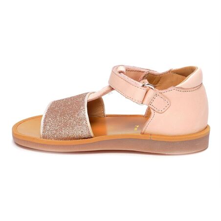 POPPY TAO VELCRO Nude, Sandales plates & Nu-Pieds Pom d'Api