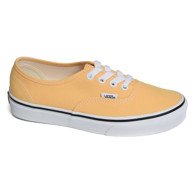 UA  AUTHENTIC Jaune, Chaussures basses Vans