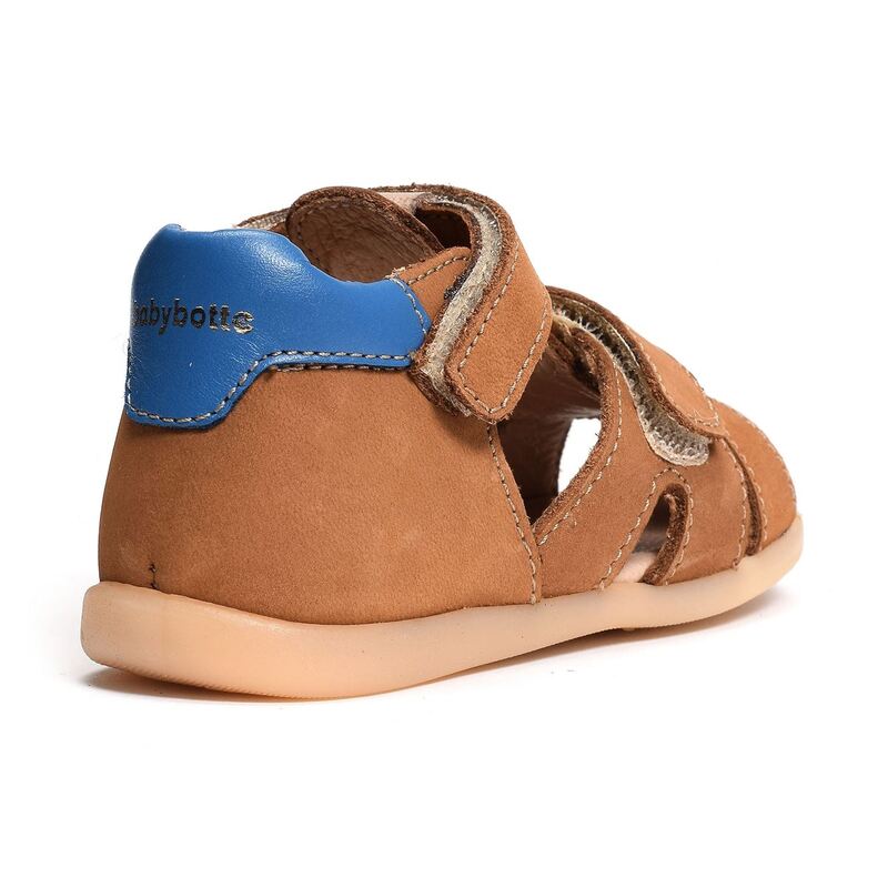 GEO Camel, Sandales plates & Nu-Pieds Babybotte