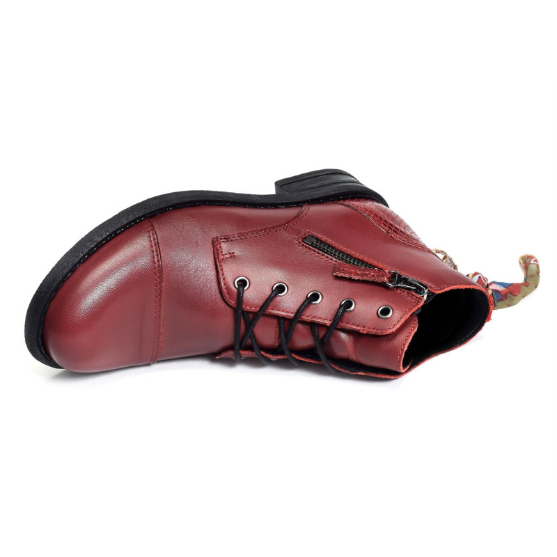 BELEM Rouge, Boots Goodstep