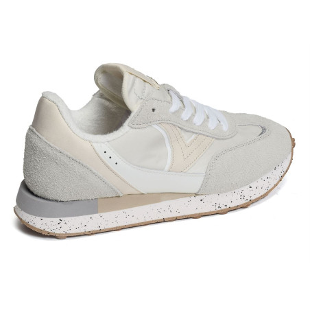 1136101 Beige, Baskets running Victoria