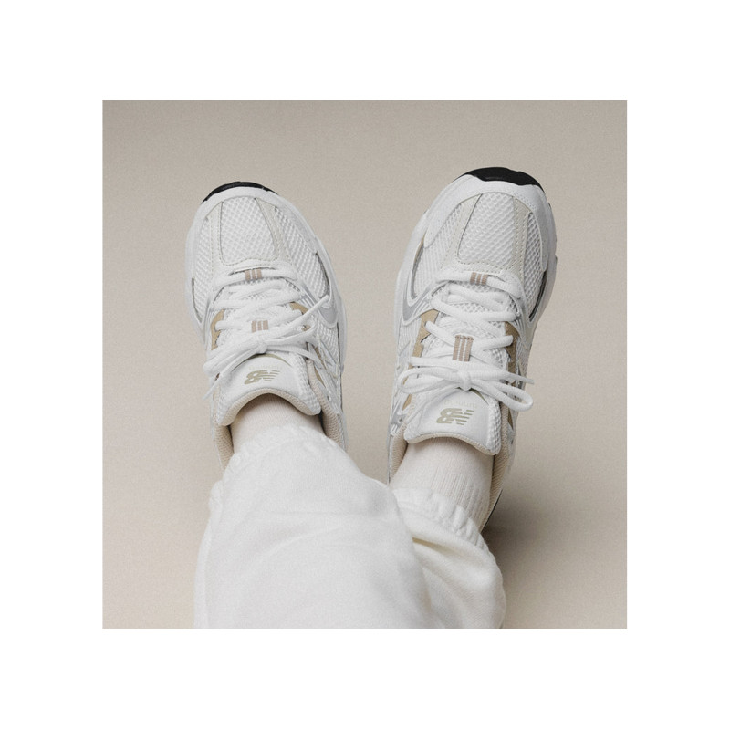 GR530 Blanc Sable, Baskets running New Balance