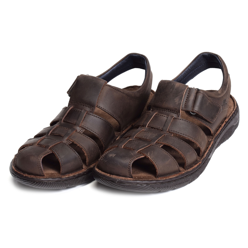 AZORES F2198 Marron, Sandales plates & Nu-Pieds Fluchos