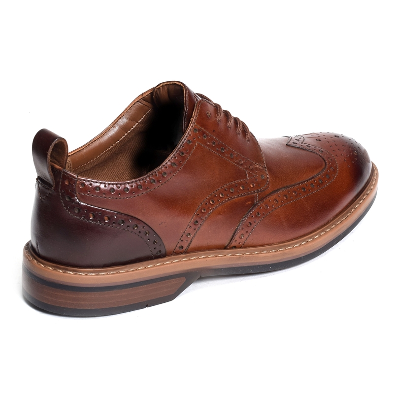 ALDWIN LIIMIT Tan, Chaussures de Ville Clarks