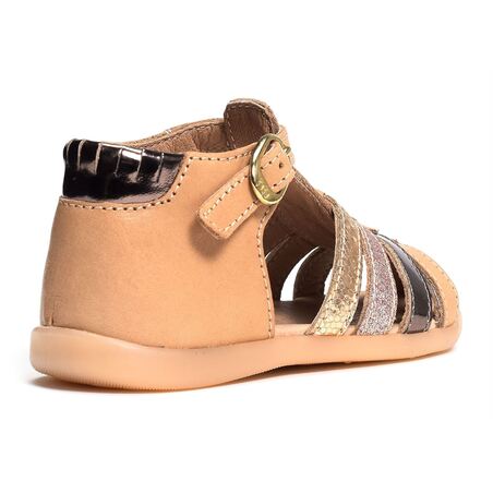 GUPPY Camel, Sandales plates & Nu-Pieds Babybotte