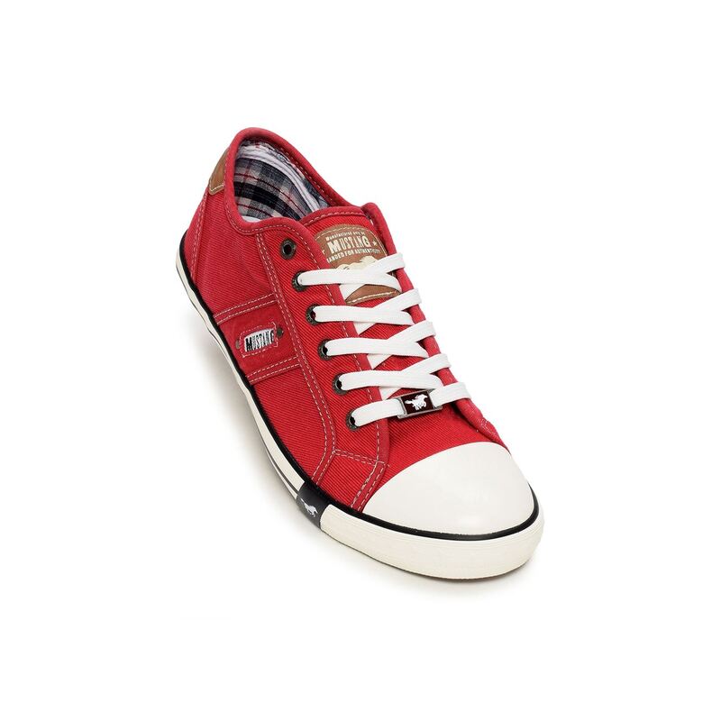 4058305 Rouge, Chaussures basses Mustang