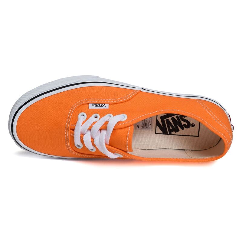 UA  AUTHENTIC Orange, Chaussures basses Vans