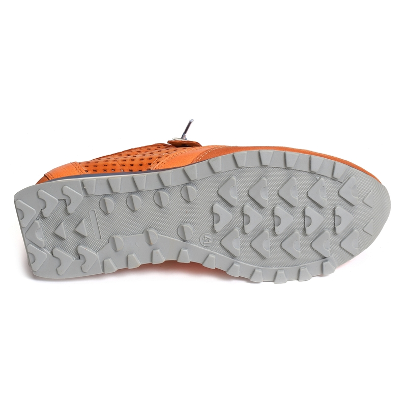 C848 Orange, Baskets running Cetti