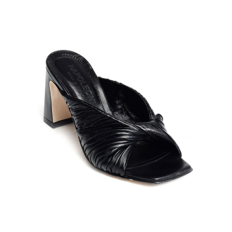 7841 Noir, Mules Napoleoni