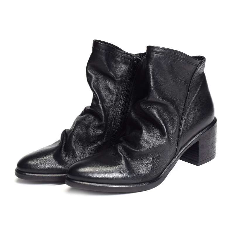 A5543 Noir, Bottines Strategia