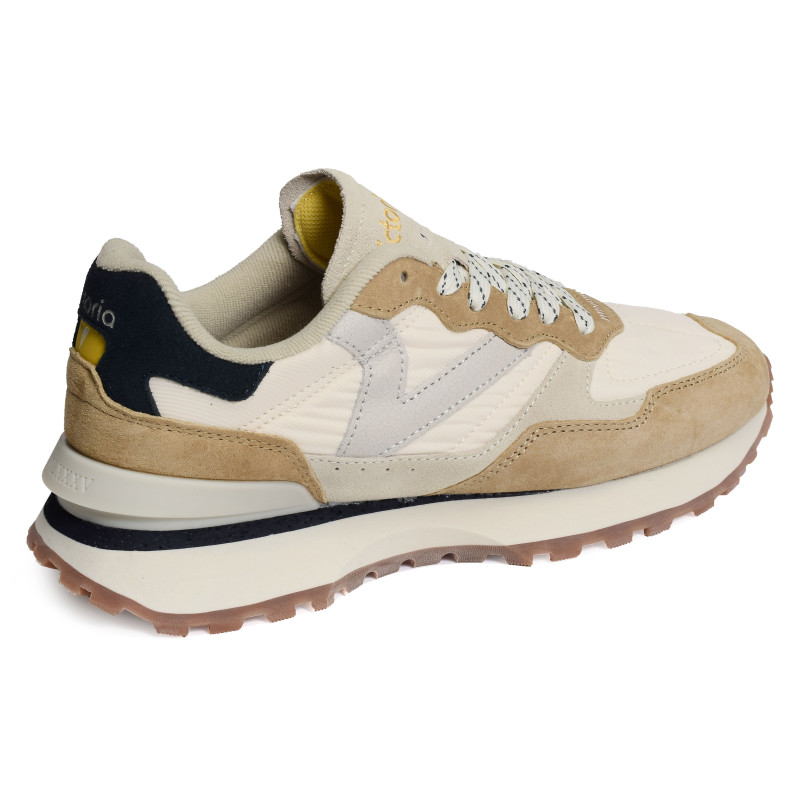 8807104 Beige, Baskets running Victoria