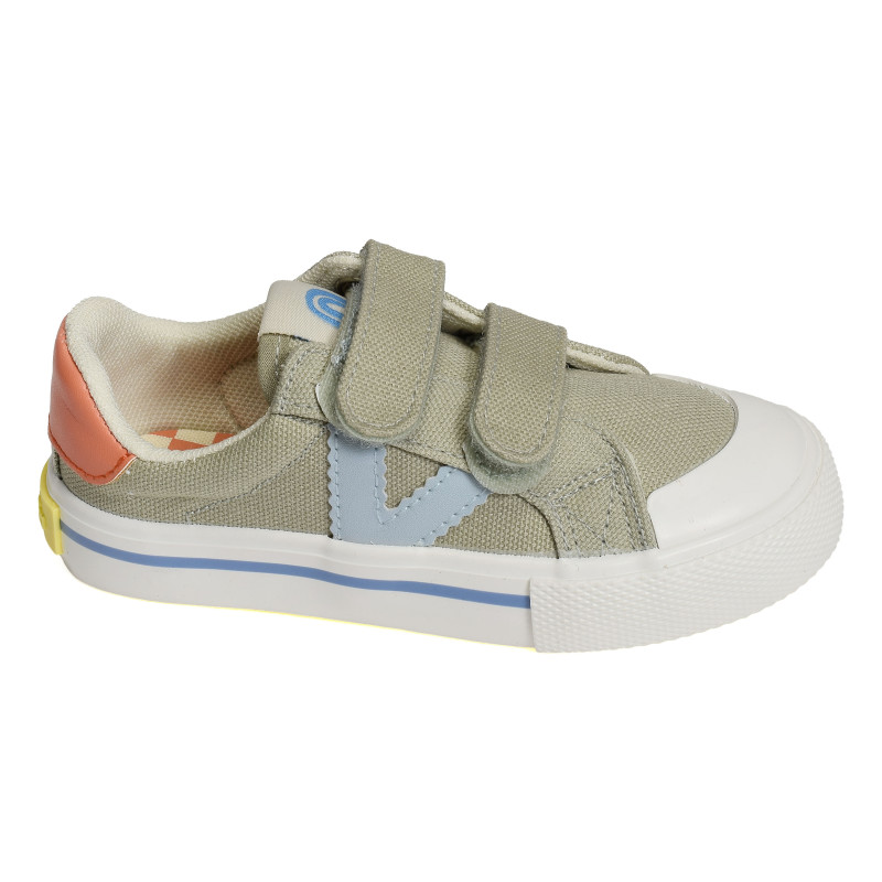 1065189 Kaki, Chaussures basses Victoria