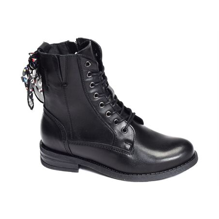 NORMA Noir, Boots Goodstep