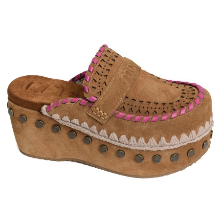 CLOG LEATHER OVERSTITCHINGATED Camel, Sabots Mou